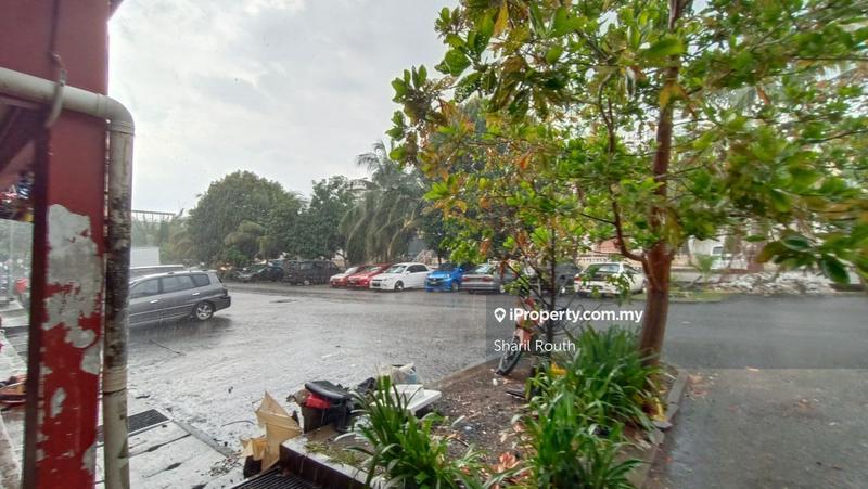 Apartment for Sale in Pangsapuri Putra Raya by Sharil Routh - iProperty.com.my