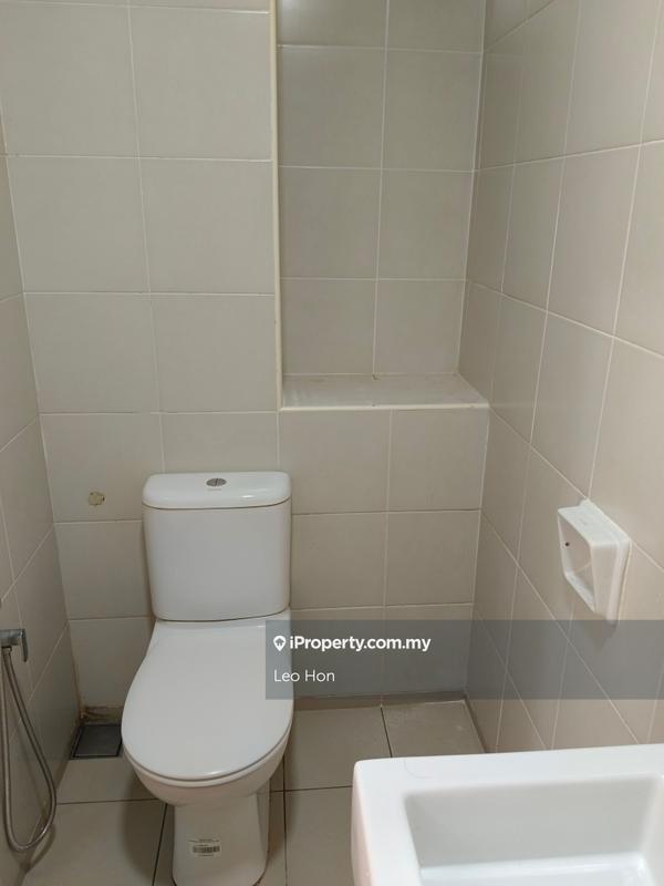 Service Residence for Sale in Suria Jelutong by Leo Hon - iProperty.com.my