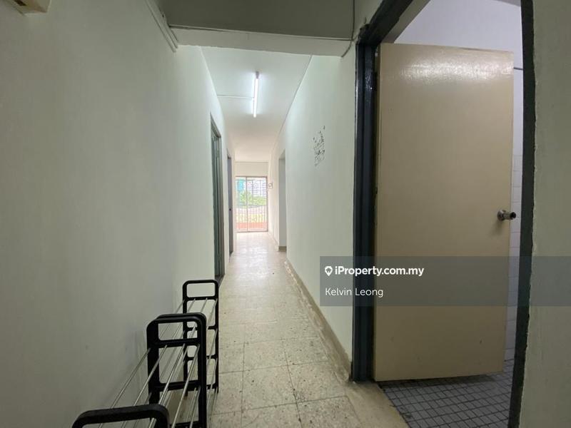 For Sale - Taman Miharja Apartment (LRT Miharja)