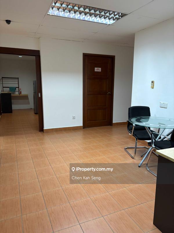 Pejabat untuk Disewa di Seksyen 19, Petaling Jaya oleh Chen Kah Seng - iProperty.com.my
