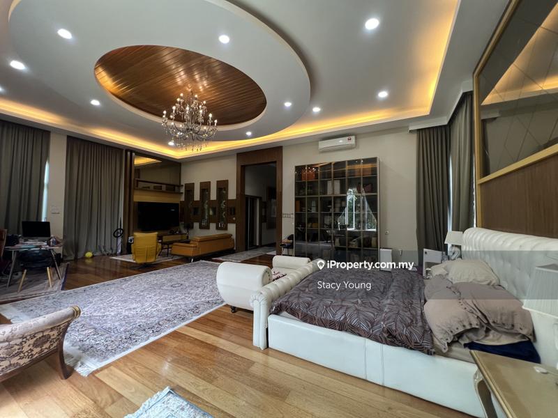 Bungalow House for Sale in Country Heights, Kajang by Stacy Young - iProperty.com.my