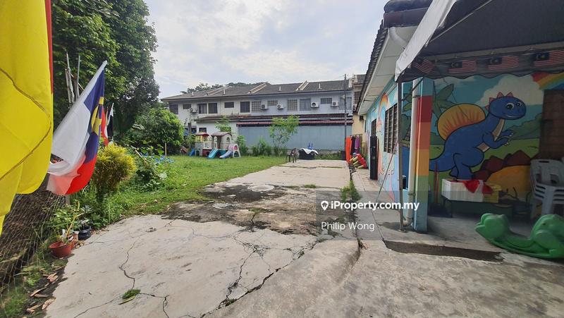 Rumah Teres 2-Tingkat untuk Dijual di Taman Bukit Serdang, Seri Kembangan oleh Philip Wong - iProperty.com.my