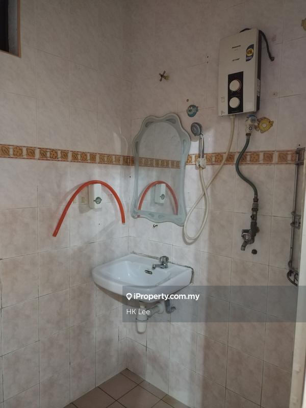 2-storey Terraced House for Sale in Saujana Damansara, Damansara Damai by HK Lee - iProperty.com.my