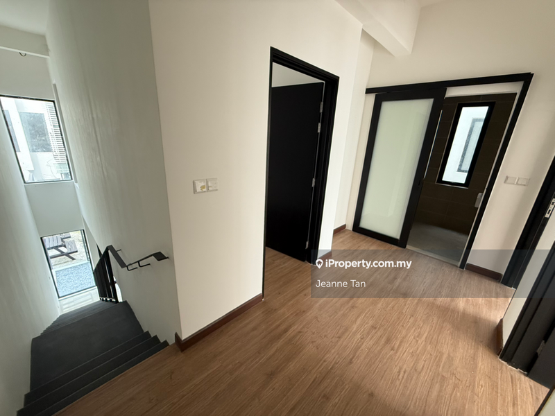 Rumah Bandar untuk Dijual di Kampung Sungai Kayu Ara, Petaling Jaya oleh Jeanne Tan - iProperty.com.my