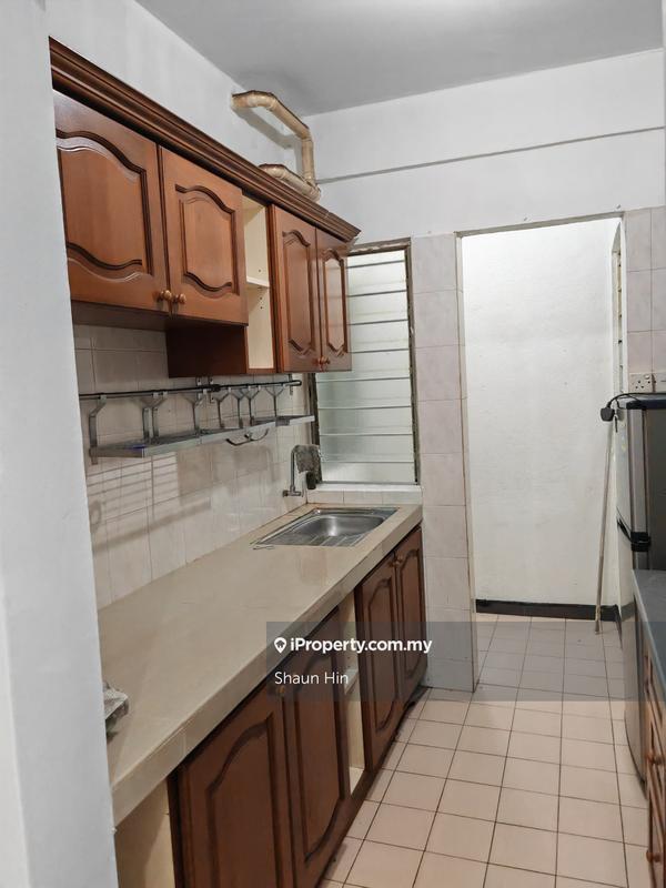 For Sale - Plaza Sinar Apartment