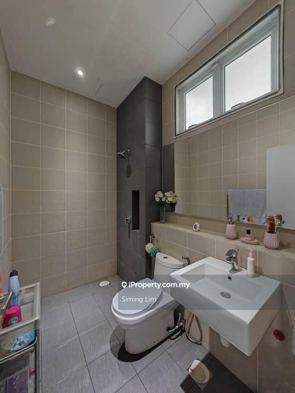 Rumah Berkembar untuk Dijual di Setia Tropika, Johor Bahru oleh Siming Lim - iProperty.com.my