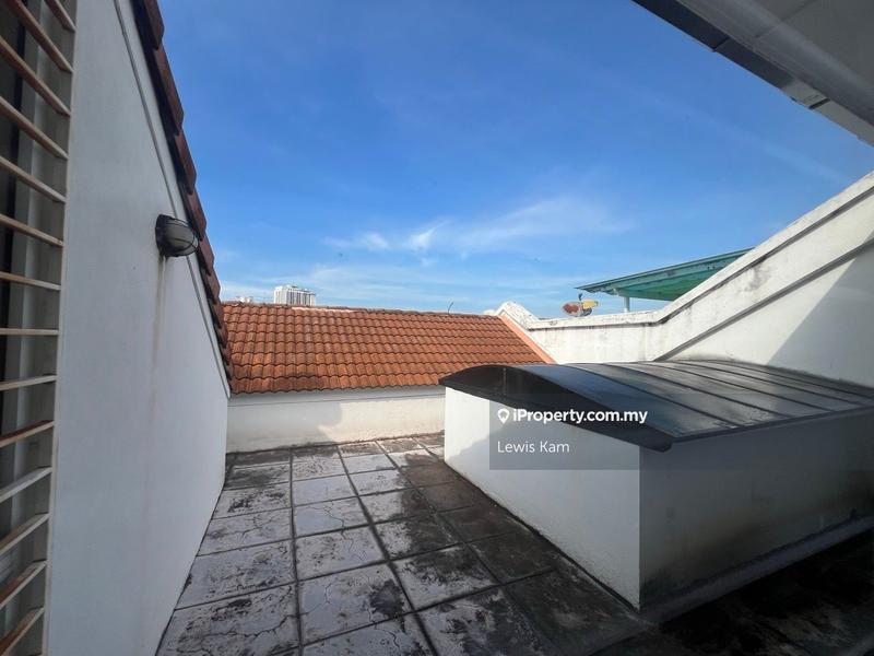 2.5-storey Terraced House for Sale in Seri Tanjung Pinang, Tanjung Tokong by Lewis Kam - iProperty.com.my
