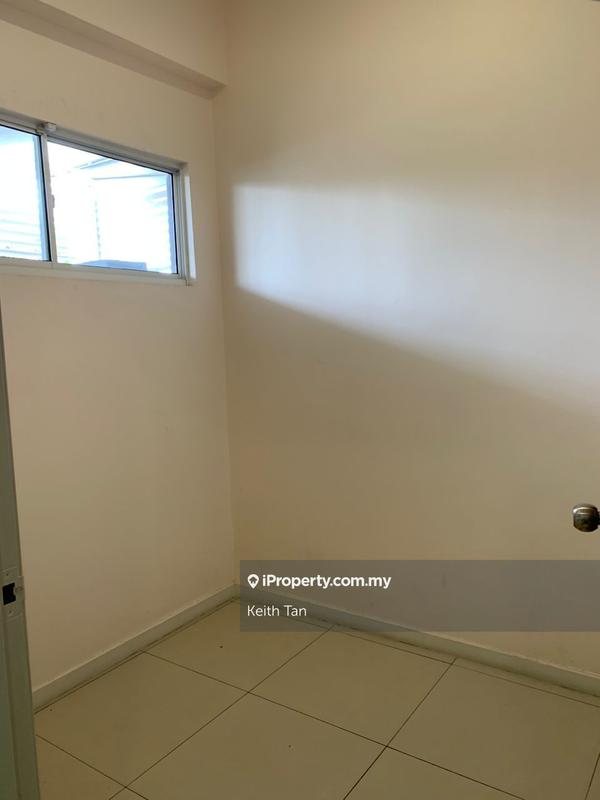 3-storey Terraced House for Sale in Laman Klebang, Klebang by Keith Tan - iProperty.com.my