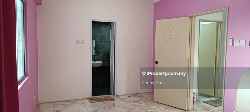 For Sale - Bukit Pandan Kondominium 2