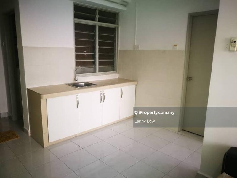 Service Residence for Rent in Main Place Residence by Lanny Low - kitchen of one bedroom unit in Main Place USJ21 - iProperty.com.my
