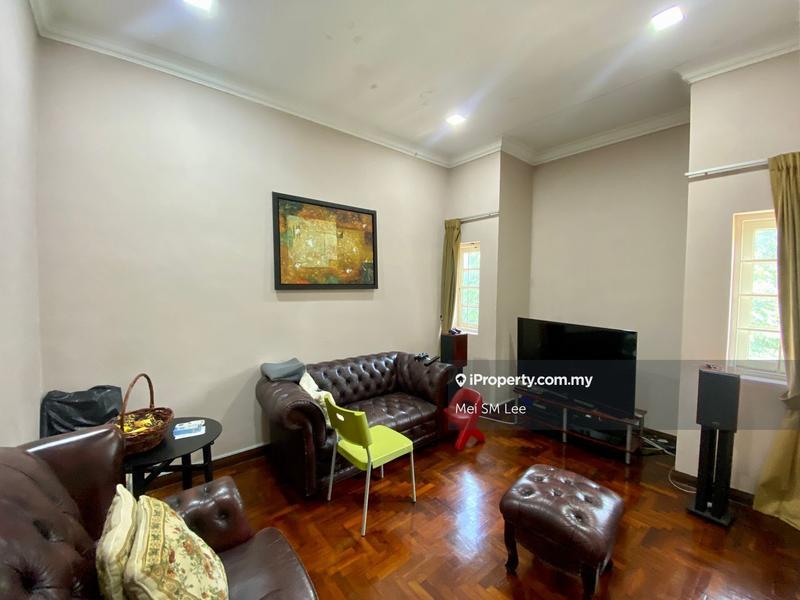 Bungalow House for Sale in Kota Damansara, Selangor by Mei SM Lee - Jalan Pekaka, Kota Damansara Living Room - iProperty.com.my