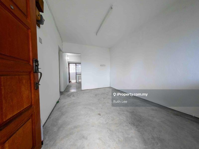 For Sale - Mahsuri Apartment