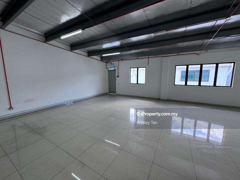 Gudang untuk Disewa di Kawasan Perindustrian Tasik Utama Ayer Keroh, Ayer Keroh oleh Wesley Tan - iProperty.com.my
