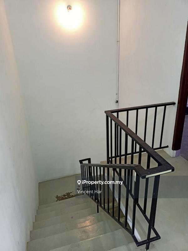 2-storey Terraced House for Sale in Taman Pegawai, Sitiawan by Vincent Har - iProperty.com.my