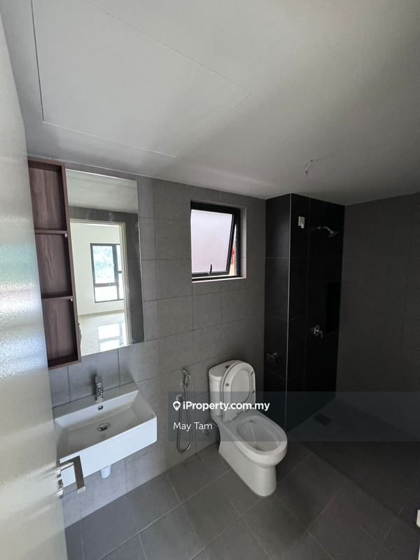 Residensi Servis untuk Dijual di D'Cosmos Residences oleh May Tam - iProperty.com.my