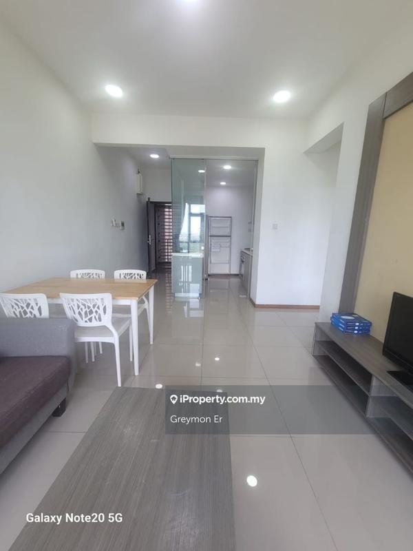 Service Residence for Rent in Crescent Bay Suites (Teluk Bayu) by Greymon Er - iProperty.com.my