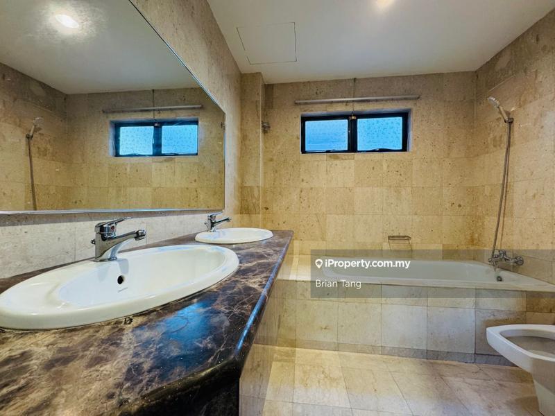Rumah Teres 2.5-Tingkat untuk Dijual di Sierramas, Sungai Buloh oleh Brian Tang - iProperty.com.my