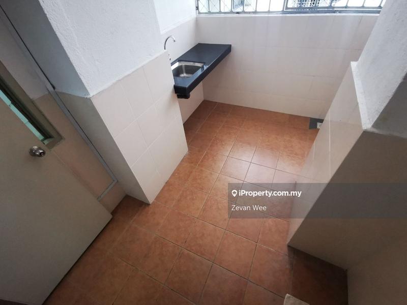 Condominium for Sale in Vista Komanwel A by Zevan Wee - iProperty.com.my