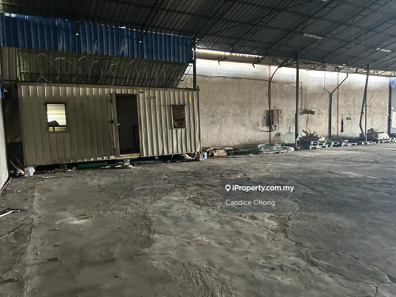 Gudang untuk Dijual di TAMAN PUCHONG UTAMA, Puchong oleh Candice Chong - iProperty.com.my