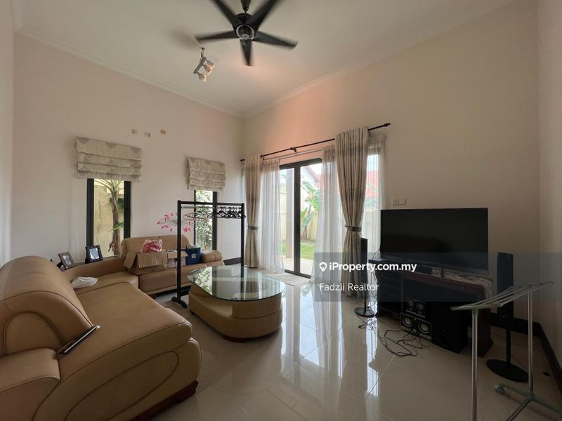 Rumah Berkembar untuk Dijual di Desa Sri Hartamas, Sri Hartamas oleh Fadzli Realtor - iProperty.com.my