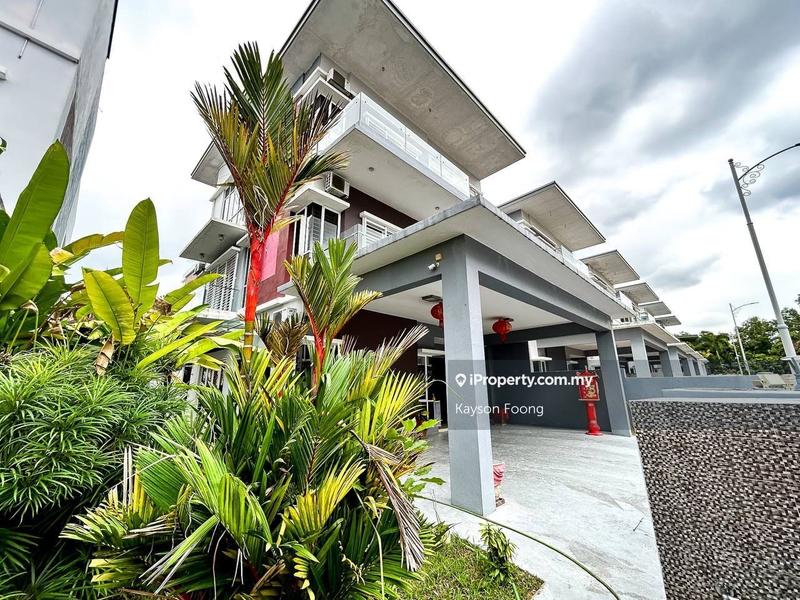 Bungalow House for Sale in Country Heights, Kajang by Kayson Foong - iProperty.com.my