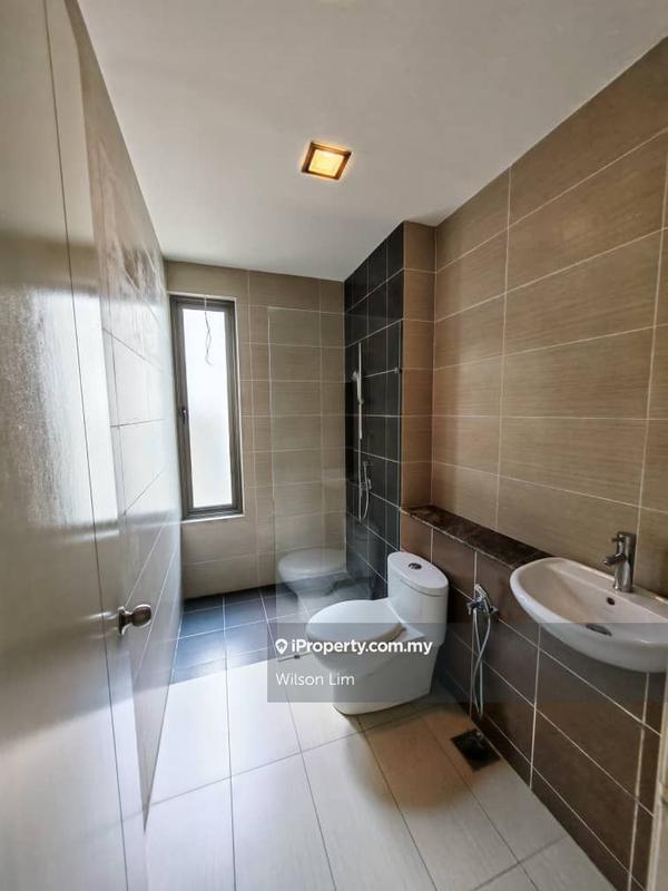 Rumah Berkembar untuk Dijual di Taman Bukit Kuchai, Bandar Kinrara oleh Wilson Lim - iProperty.com.my