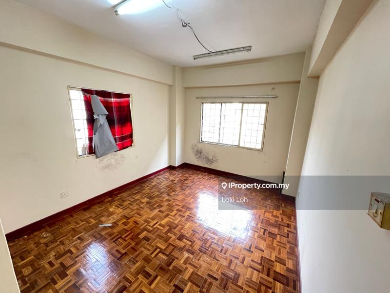 Apartment for Sale in Prima Saujana by Loki Loh - iProperty.com.my