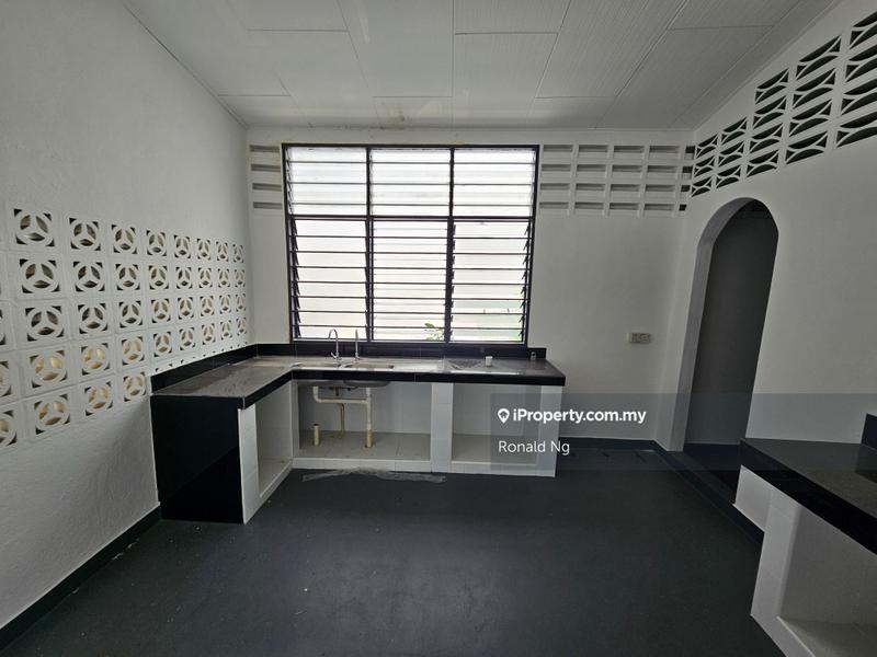 Semi-Detached House for Sale in Jalan Bintang, Tanjung Tokong by Ronald Ng - iProperty.com.my