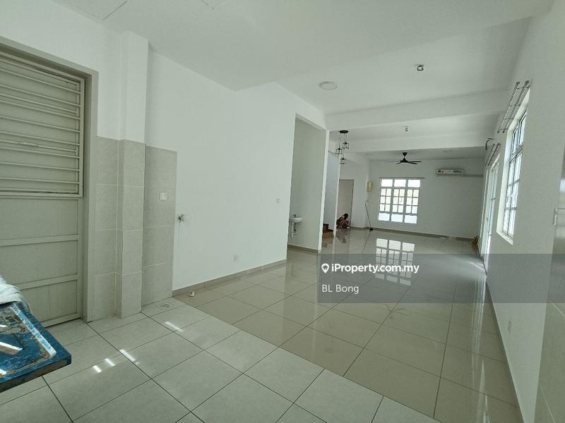 Bungalow House for Sale in Taman Anjung Gapam, Bemban by BL Bong - iProperty.com.my