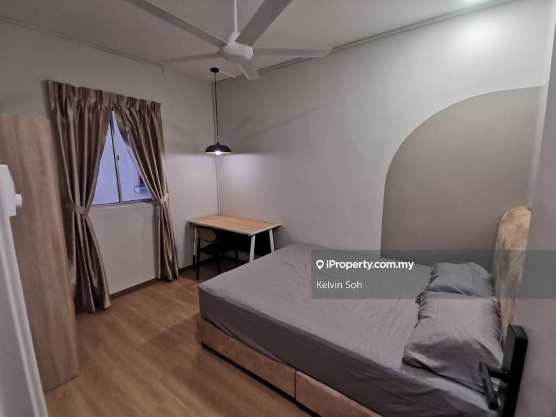 For Rent - Villa Puteri