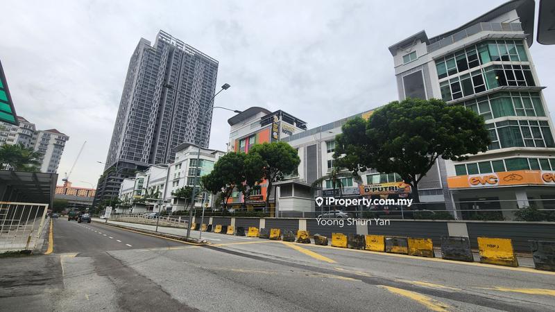 Shop / Office untuk Dijual di Kelana Jaya, Petaling Jaya oleh Yoong Shiun Yan - iProperty.com.my