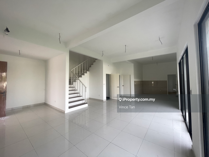 Rumah Berkembar untuk Dijual di Bandar Gamuda Gardens, Rawang oleh Vince Tan - iProperty.com.my