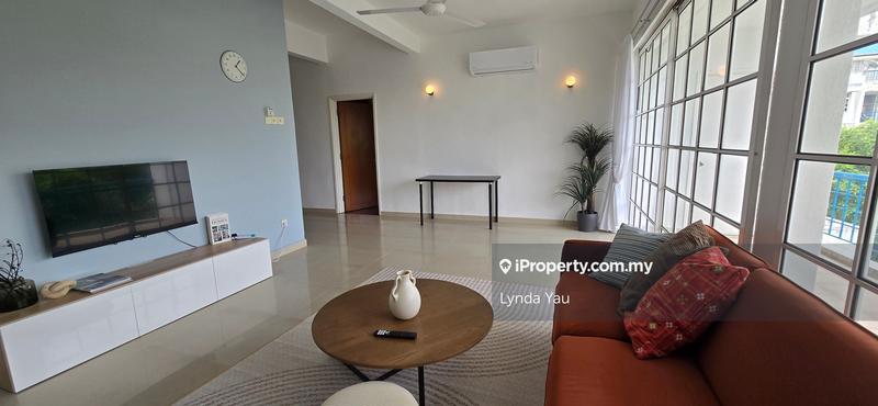 For Rent - Enau Court