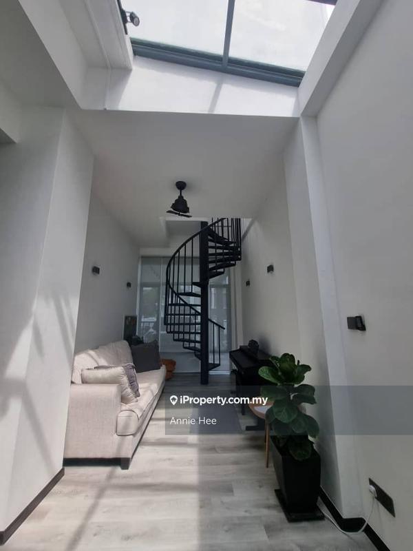 Bungalow House untuk Dijual di Taman Putra Pogun 3 Storey Link Bungalow House, Kota Kinabalu oleh Annie Hee - iProperty.com.my