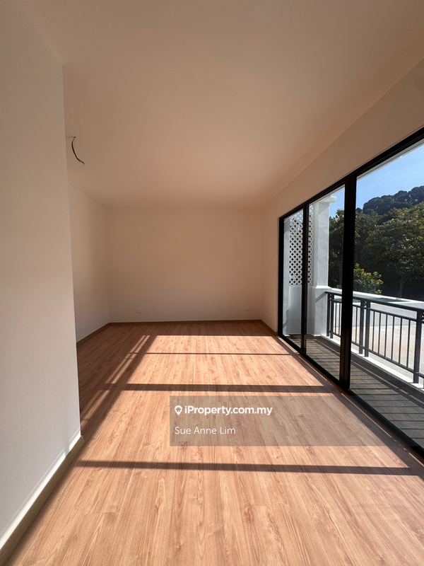 Rumah Berangkai 3 Tingkat untuk Dijual di Ferringhi Hills, Batu Feringghi oleh Sue Anne Lim - iProperty.com.my