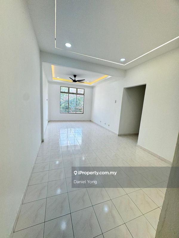 For Sale - Ria 2 Apartment