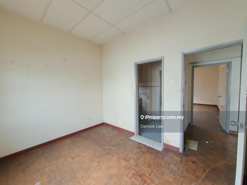 Semi-Detached House for Sale in Usj 5, Subang Jaya by Derrick Lee - iProperty.com.my