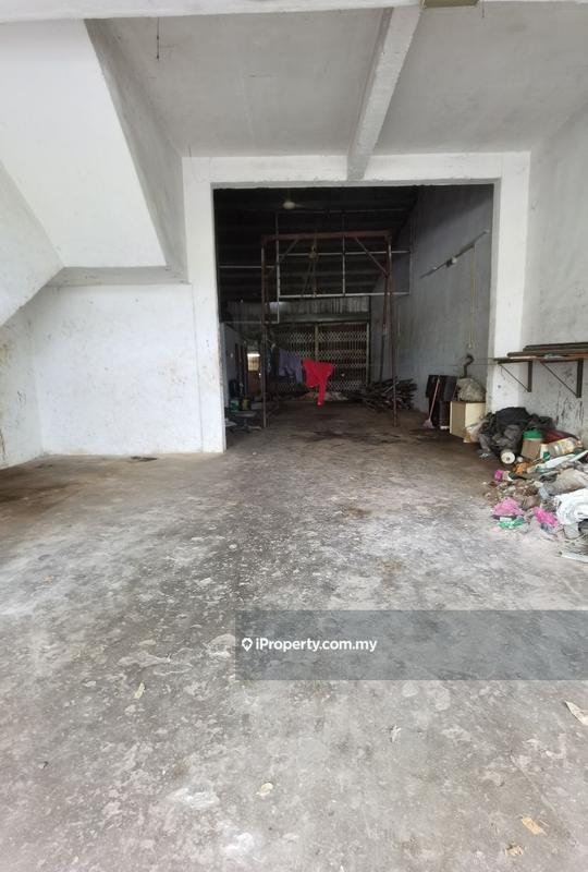 Kilang Teres untuk Dijual di Taman Jenaris 2, Kajang oleh Joanne Chu - iProperty.com.my