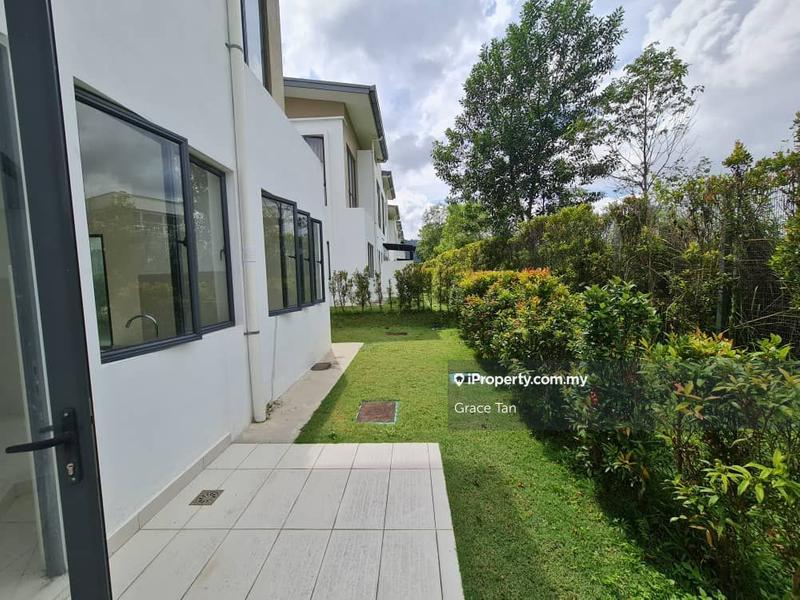 Semi-Detached House for Sale in Semenyih, Selangor by Grace Tan - iProperty.com.my