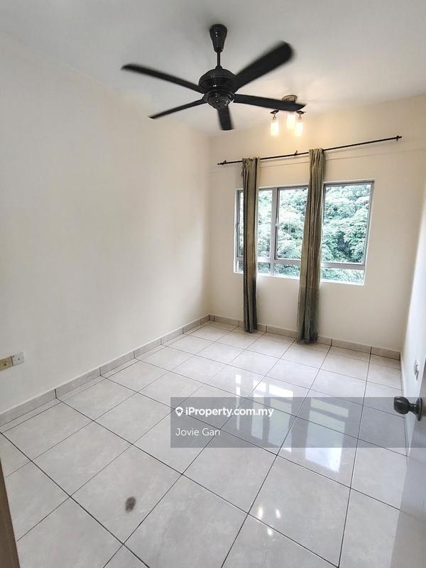Kondominium untuk Disewa di Perdana View oleh Jovie Gan - iProperty.com.my
