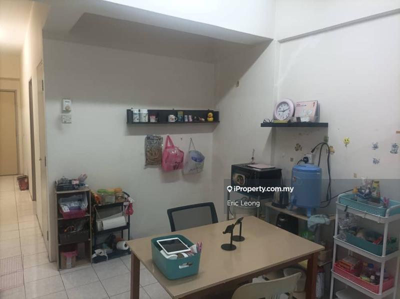 Pangsapuri untuk Dijual di Kantan Court oleh Eric Leong - iProperty.com.my