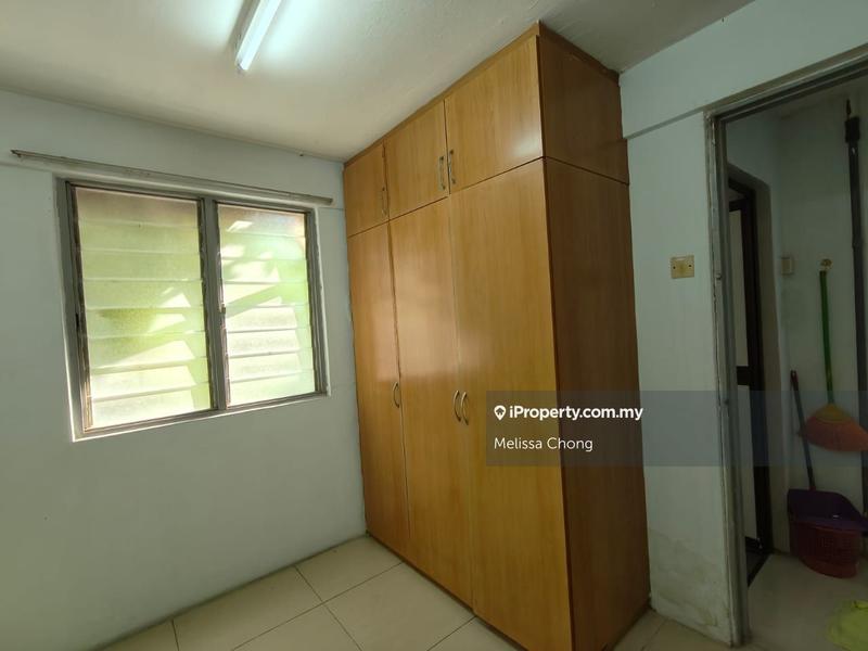 Flat for Sale in Desa Petaling Flat by Melissa Chong - iProperty.com.my