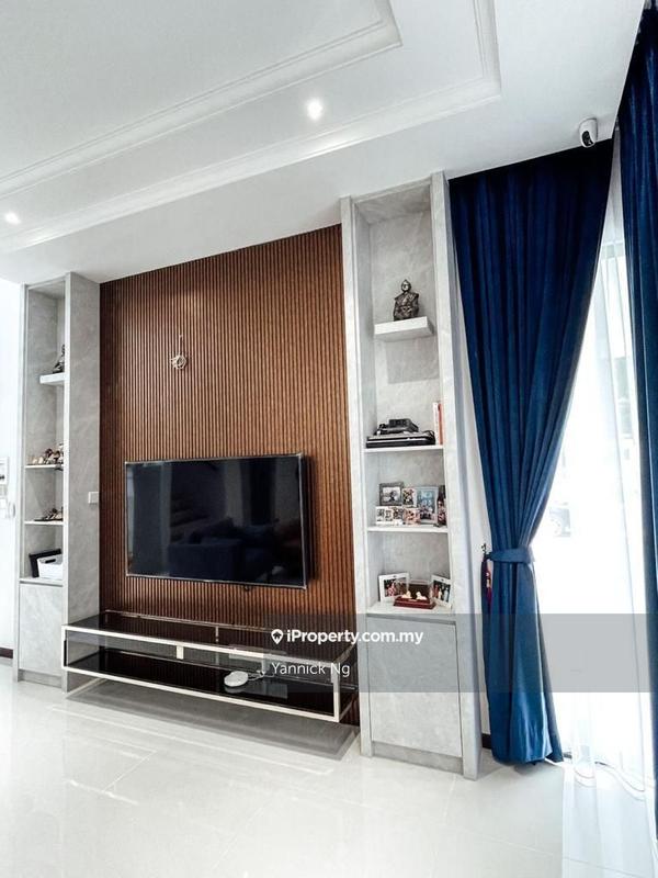 Rumah Berkembar untuk Dijual di Sierra Hijauan, Ampang oleh Yannick Ng - iProperty.com.my