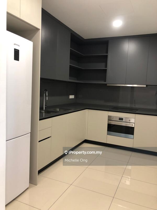 For Sale - Aria