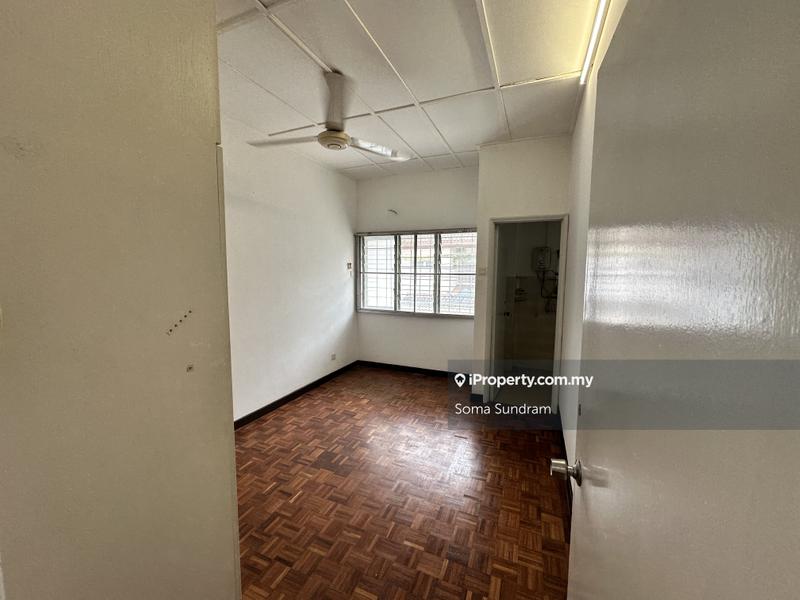 Rumah Berangkai 2 Tingkat untuk Dijual di Taman Wangsa Baiduri, Subang Jaya oleh Soma Sundram - iProperty.com.my