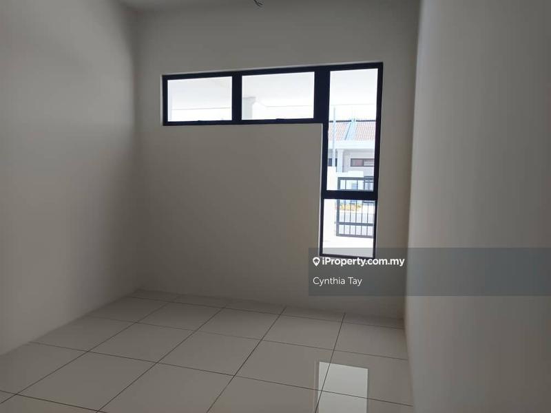 1-storey Terraced House for Sale in Nada Embun, Seremban by Cynthia Tay - iProperty.com.my