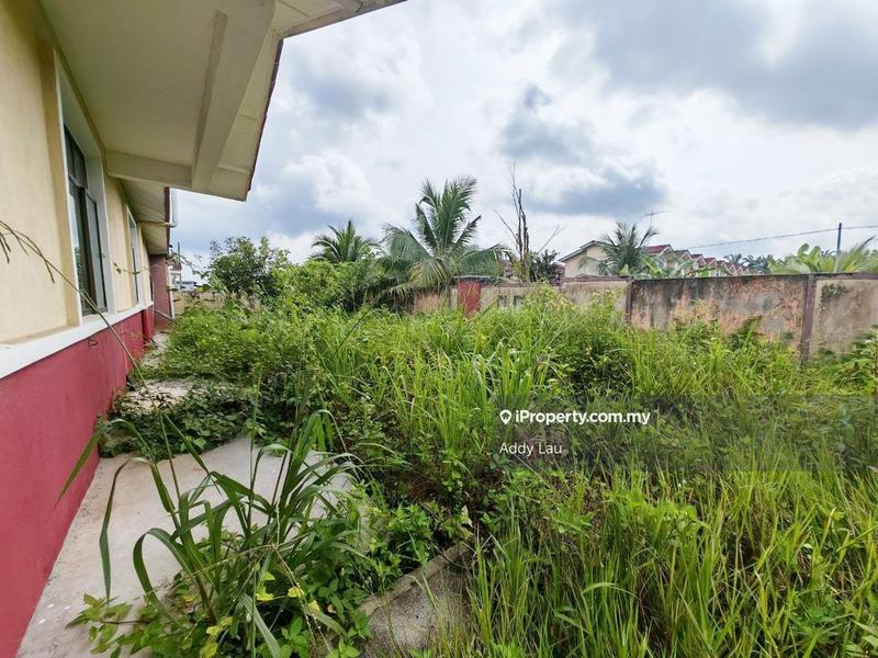 Rumah Berkembar untuk Dijual di Taman Saujana, Kluang oleh Addy Lau - iProperty.com.my