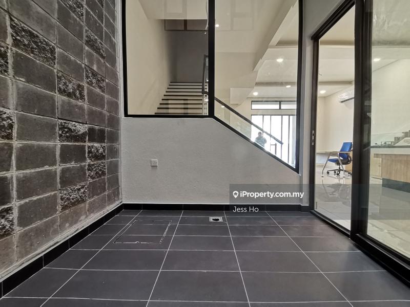 3-storey Terraced House for Sale in Happy Garden, Kuchai Lama by Jess Ho - Vila Setara Happy Garden Superlink - iProperty.com.my