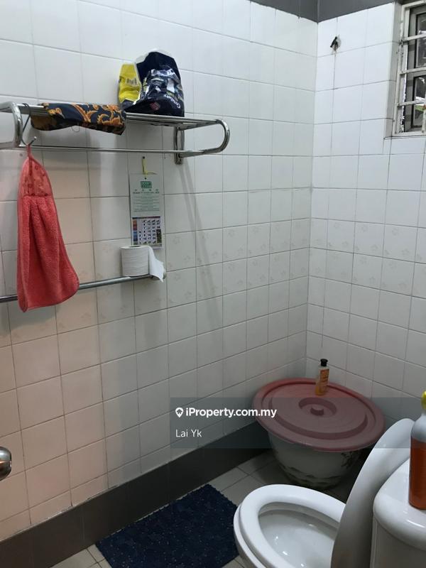 Bungalow House for Sale in Subang Jaya, Selangor by Lai Yk - iProperty.com.my