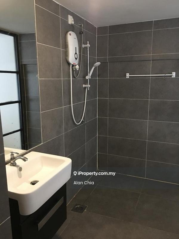 Kediaman Servis untuk Disewa di Empire Damansara oleh Alan Chia - Bathroom - iProperty.com.my